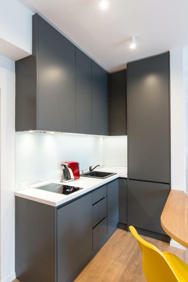Arbans Elegant Apartment In The City Center Bucarest Exterior foto