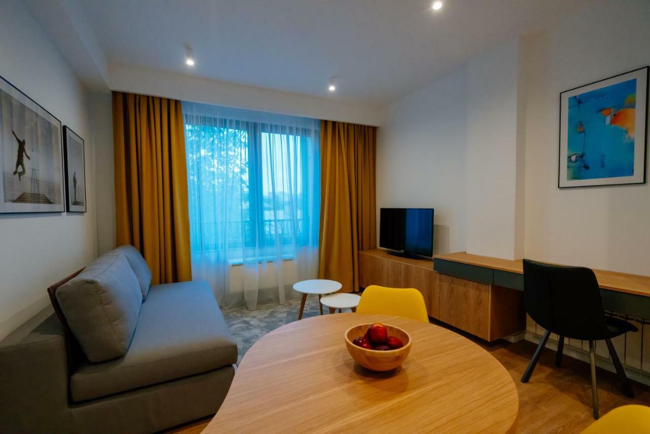 Arbans Elegant Apartment In The City Center Bucarest Exterior foto